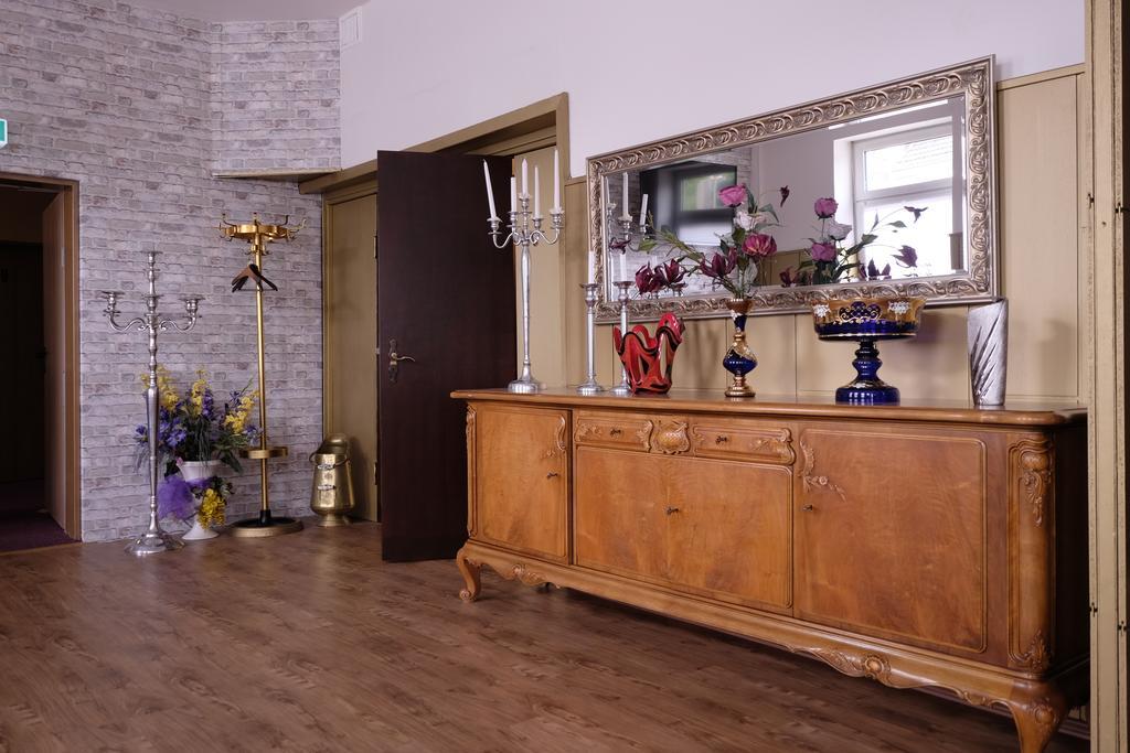 Hotel Gruener Kranz Rendsburg Extérieur photo