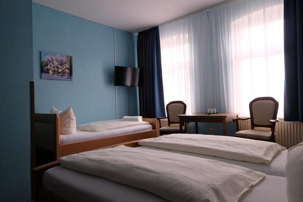 Hotel Gruener Kranz Rendsburg Chambre photo